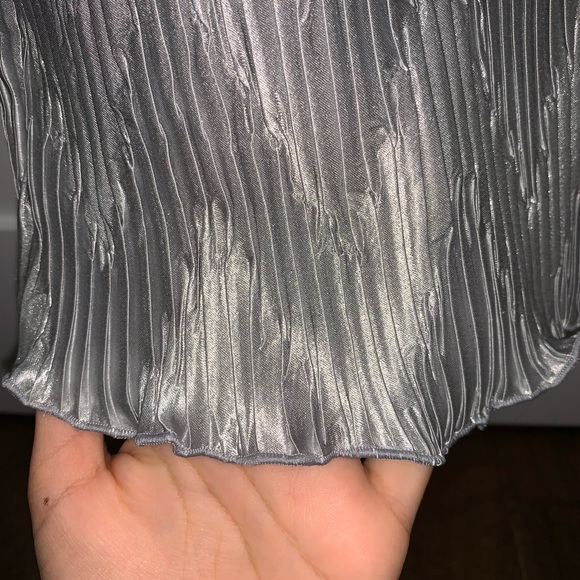 VINTAGE Mock Neck Top - Picture 2 of 3